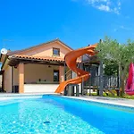 Villa Nina By Istrialux Smoljanci